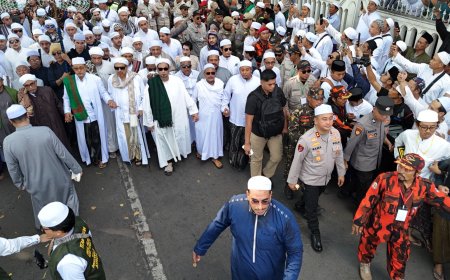 Polres Gresik Dukung Kelancaran Haul melalui Pengamanan Intensif