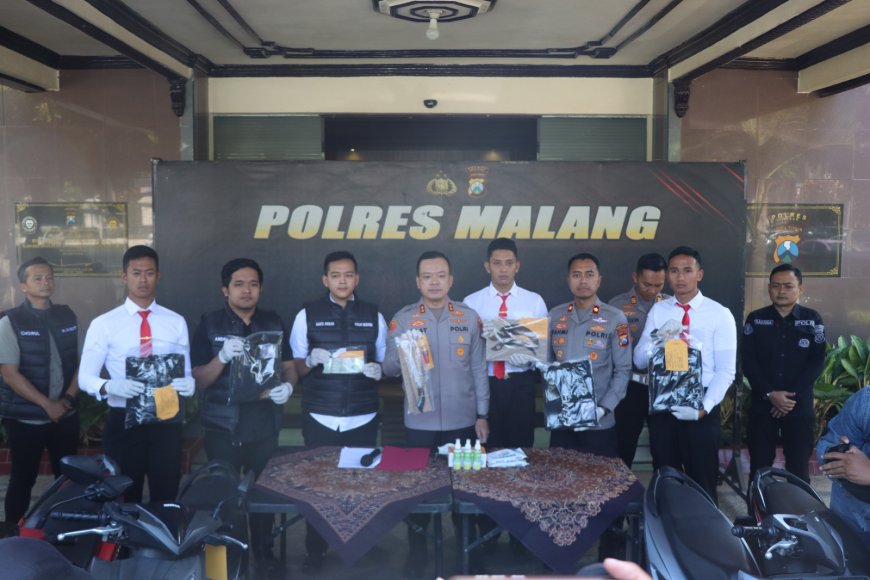 Penyekatan Malam 1 Suro Berjalan Ketat, Dua Pemuda Diamankan